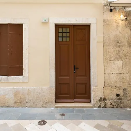 Aaa & With Free Parking - Reservation Needed Apartamento *