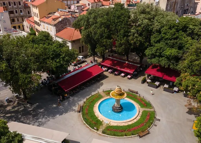 Appartamento Aaa & With Free Parking - Reservation Needed Pola